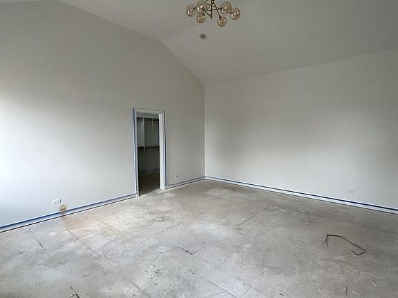 3rd image of 1537 Scoville Ave