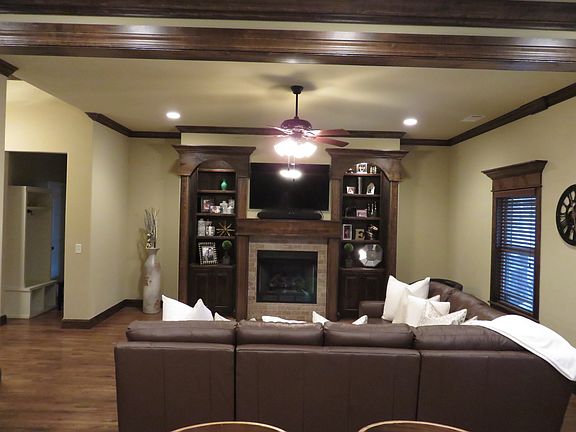 5th image of 6300 S 57th St