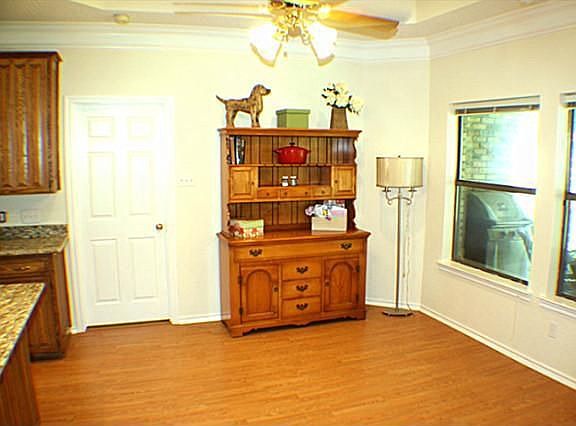 5th image of 3920 Snow Creek Dr