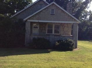 2608 E 32nd St, Joplin, MO 64804