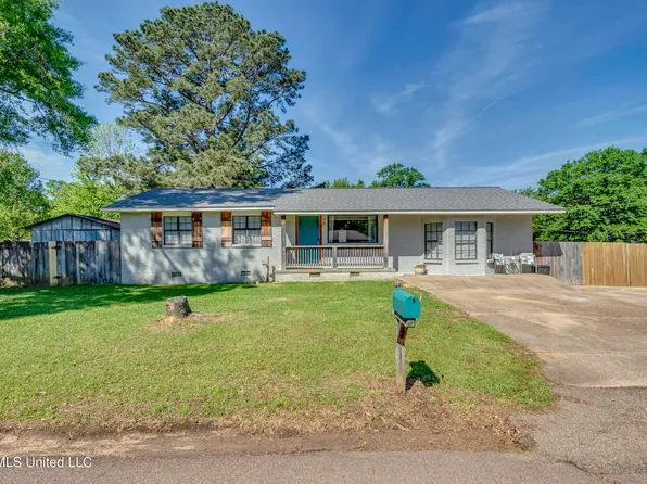 205 W Pine Dr, Pearl, MS 39208