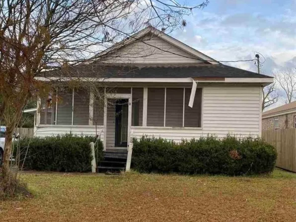 230 S River Rd, Port Allen, LA 70767