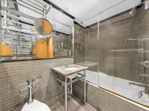 120 Central Park South 6C image 4 of 4