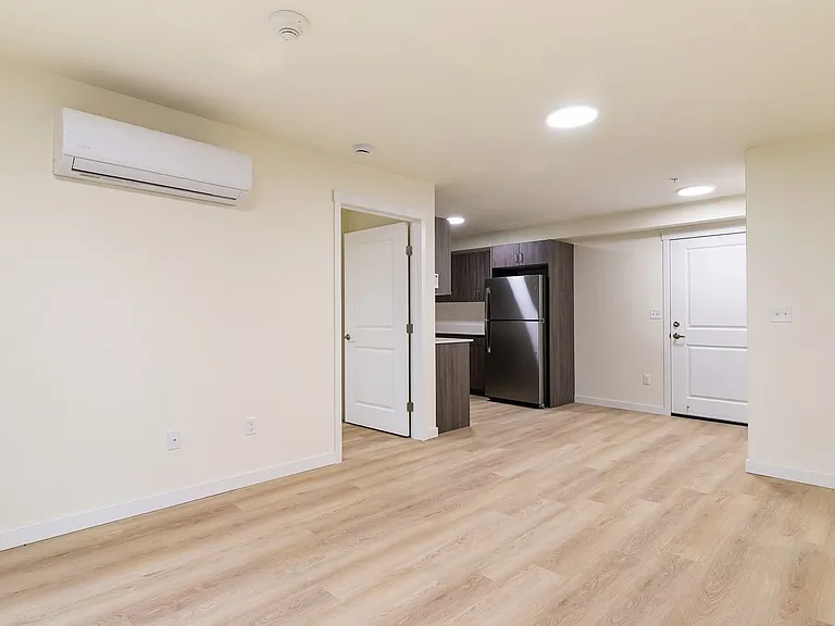 1809 E Sunset Dr — Photo 26