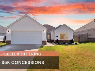 3761 Rockdale St, Springdale, AR 72764