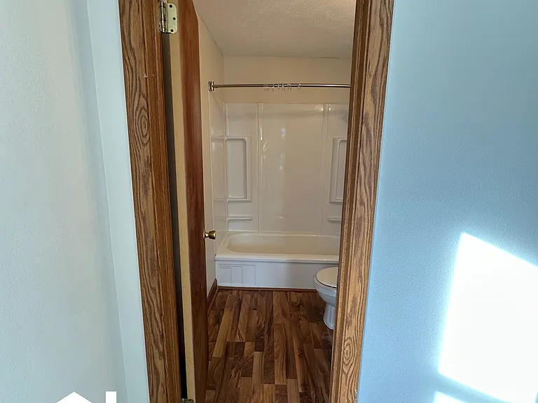903 N 2nd St — Photo 5