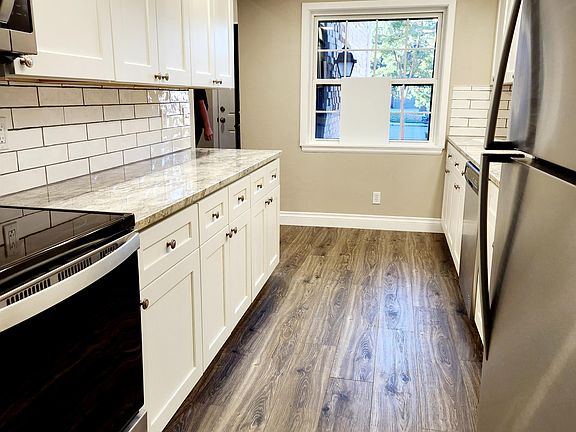 2nd image of 4250 S Olive St #109-1