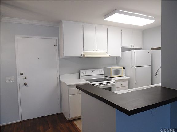 4th image of 23515 Lyons Ave Unit 236