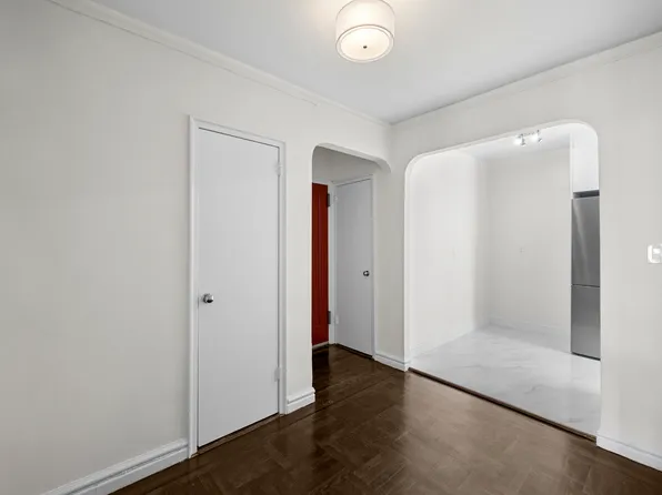 210 West 103rd Street 4C image 17 of 17