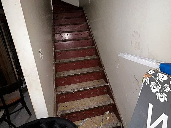 5th image of 1142 E 81st St Unit C