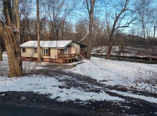 350 Crestview Rd, Slippery Rock, PA 16057