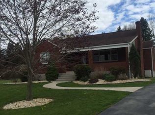 541 Hickory Dr, West Newton, PA 15089