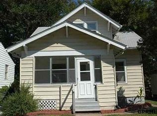 3820 Maple St, Glenwood, IA 51534