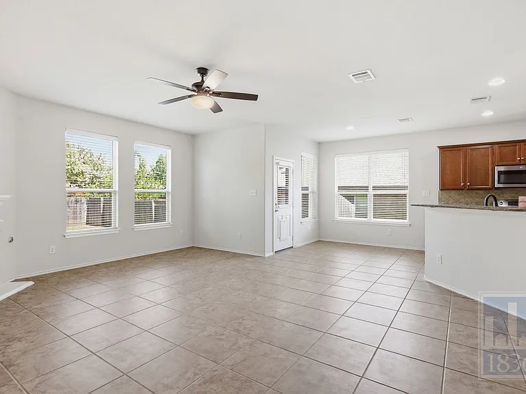 18713 Falcon Pointe Blvd — Photo 14