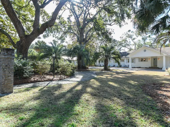 12 Old Ferry Cv, Beaufort, SC 29907