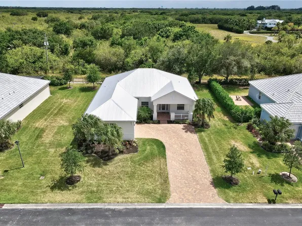 2545 Saint Lucia Cir, Vero Beach, FL 32967