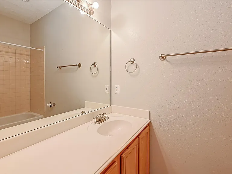 717 Cedarwood Dr — Photo 26