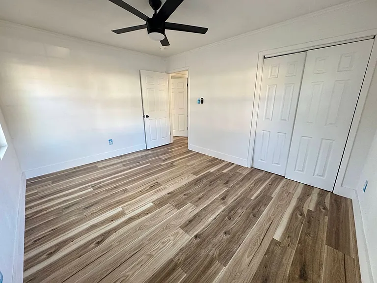 803 Hill St — Photo 14