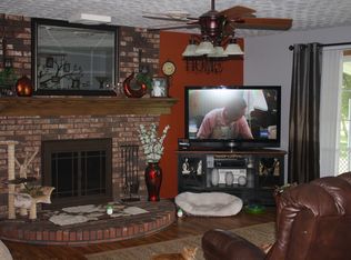 22691 E Bakerville Rd, Belle Rive, IL 62810