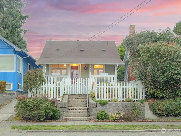728 N 80th Street, Seattle, WA 98103