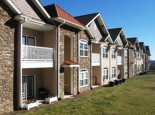 190 Eli Hartley Dr APT 202, Boone, NC 28607