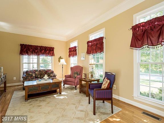 3rd image of 15683 Sedgefield Oaks Ct