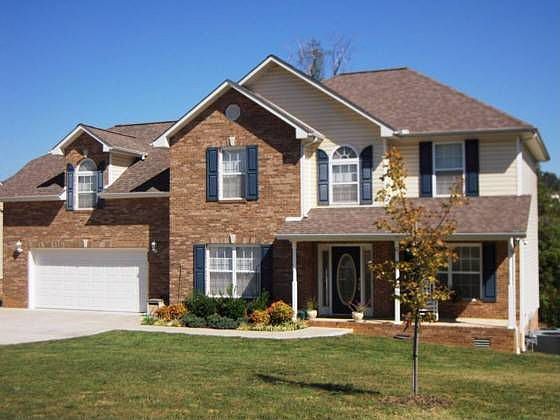 2nd image of 8248 Woodpath Ln