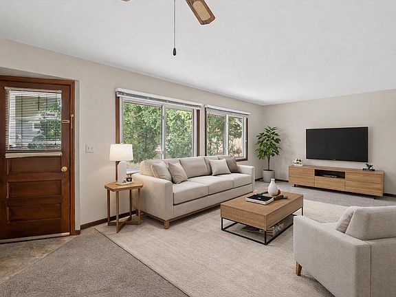 5th image of 1007 Dona Road