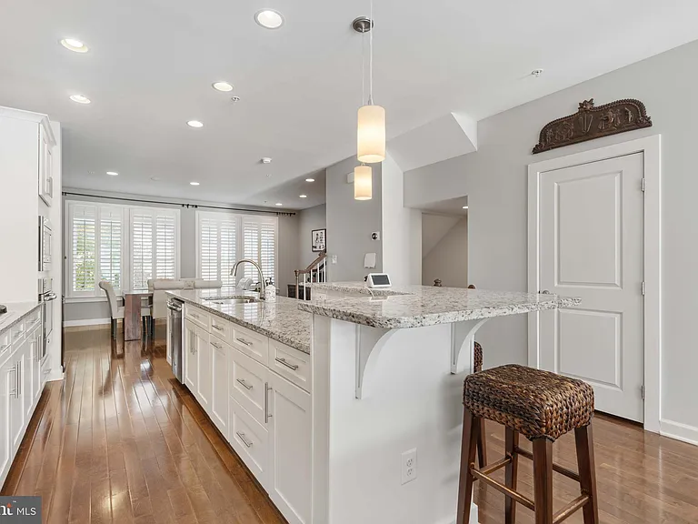 412 Blue Flax Pl — Photo 11