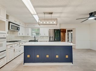 721 Thompson Dr, Saginaw, TX 76179