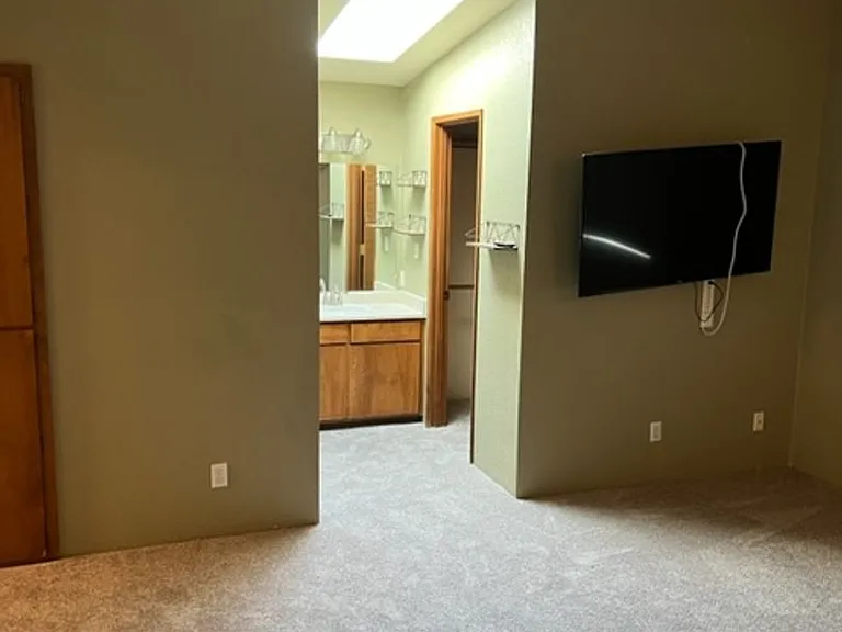 3051 Bron Cir — Photo 18