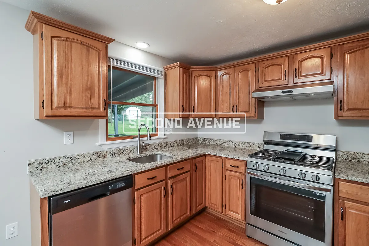 Building Photo - 564 Carnival Dr