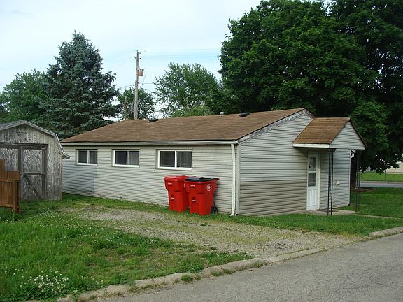 2nd image of 87 E Lincoln Ave