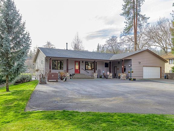 4th image of 610 Park Dr