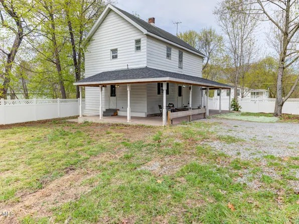 266 Poplar Avenue, Valley Falls, NY 12185