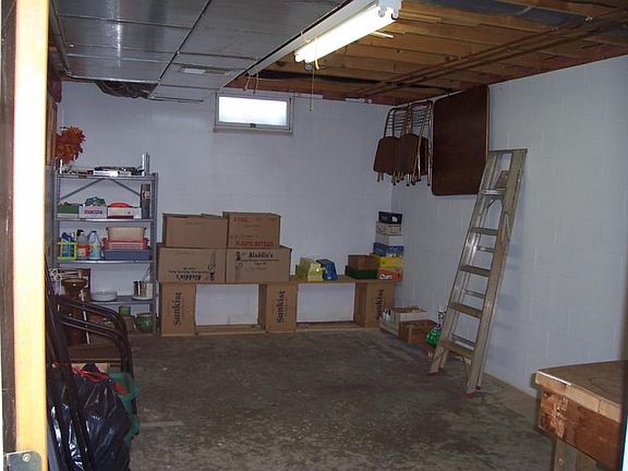 4th image of 4884 W Northwood Cir #51