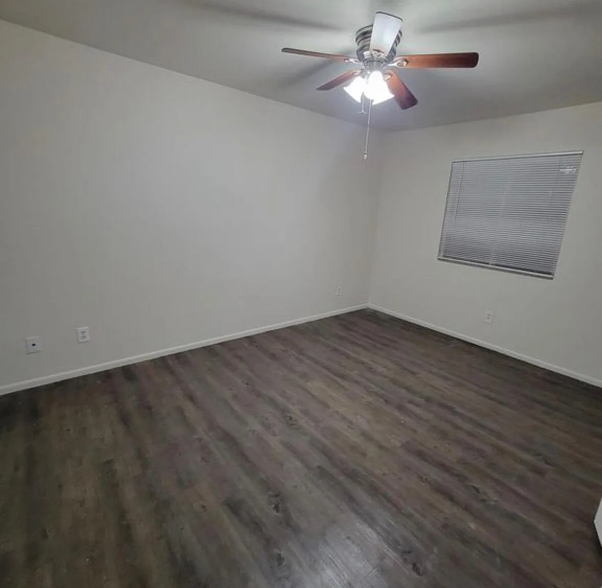 3 bed, 2.0 bath, 850 sqft, $1,595 — Photo 3