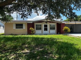 5122 Beacon Hill Dr, New Port Richey, FL 34652