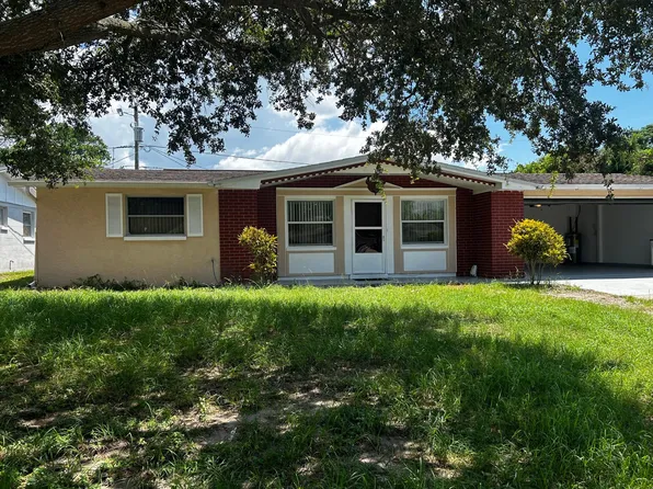 5122 Beacon Hill Dr, New Port Richey, FL 34652