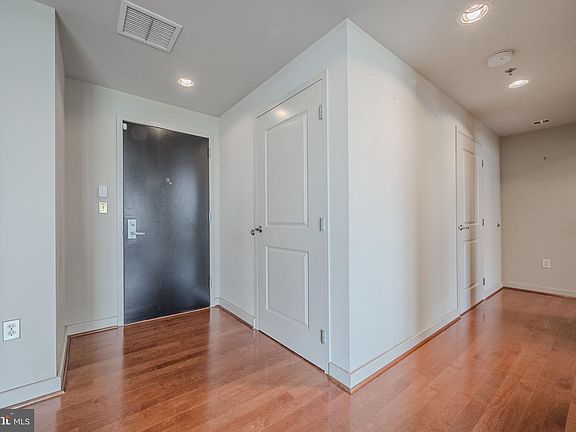 4th image of 105 Christina Lndg Unit Drive 205