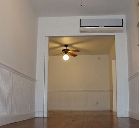 5th image of 915 Southard St APT 1