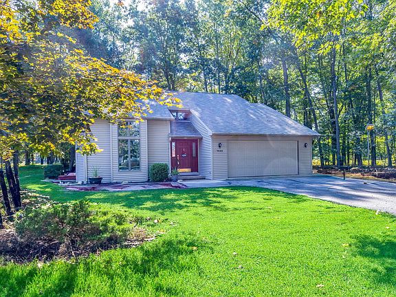 5th image of 9444 Sunset Ct