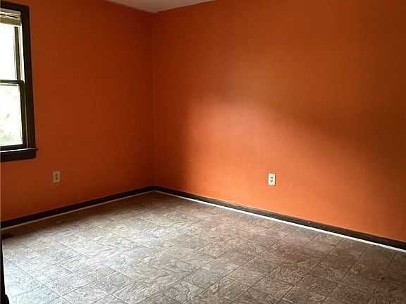 3rd image of 2903 Falling Creek Ave