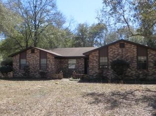 5631 Meadowlark Ln, Milton, FL 32570