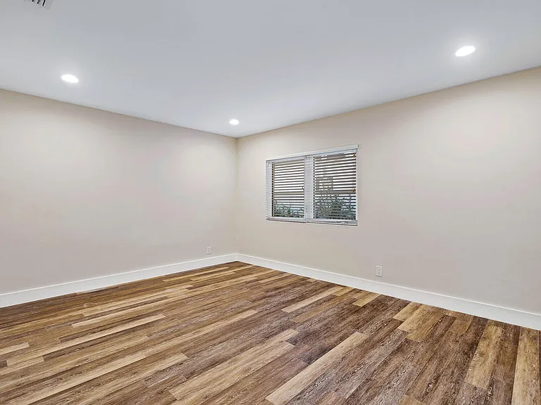 533 E Alexander Palm Rd — Photo 34