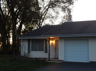 2518 Iris Ln, Crest Hill, IL 60403