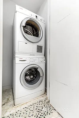 Rented by (Legacy) Elegran | media 33