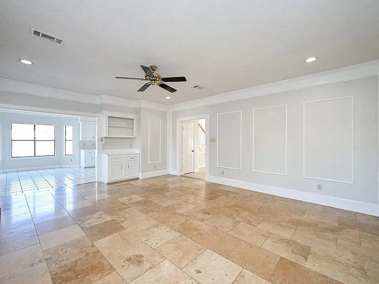 12011 Autumn Creek Dr — Photo 9