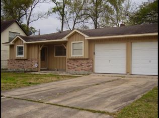 4501 Glenhurst St, Orange, TX 77632