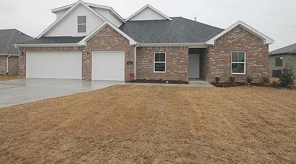 1st image of 3732 Butterfly Ave